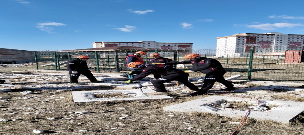 Aksaray İHH Arama Kurtarma ekibi hazırlıklarına devam ediyor!