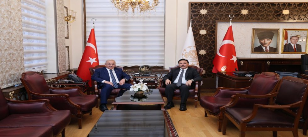 Kayseri Valisi Çiçek’ten, Vali Mehmet Ali Kumbuzoğlu’na nezaket ziyareti!