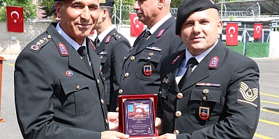 Jandarmadan veda programı